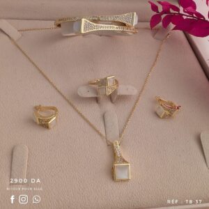 Ensemble bijoux TB 37